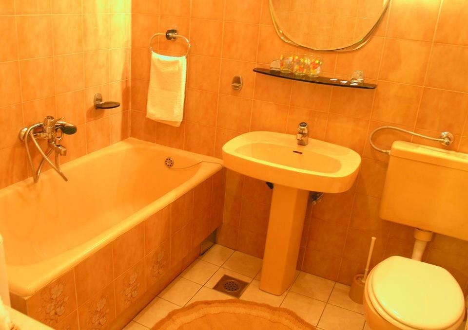 Apartment Rosanda สปลิท ภายนอก รูปภาพ